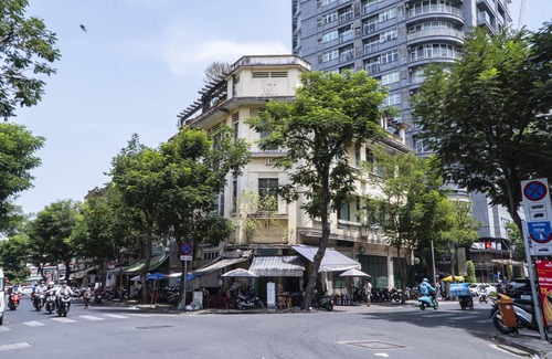 Nguyen Thai Binh House | Ancient Saigon House BenThanh Center