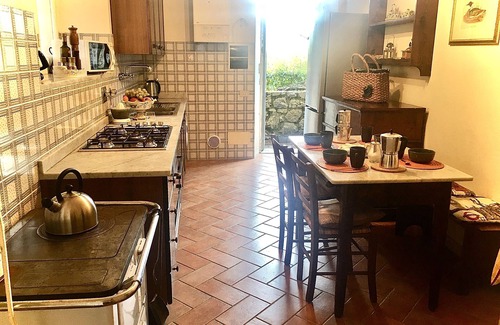 Castellina in Chianti House | Ancient villa in Chianti with swimming pool