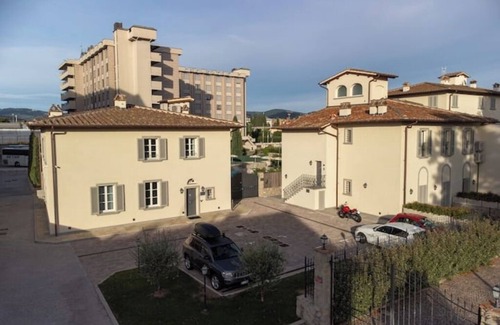 Novoli - San Donato Apartment | Ancient Well 2 | Villa Carobbi Apt
