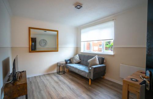Airdrie Apartment | Anderson Apartment