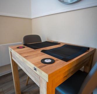 Airdrie Apartment | Anderson Apartment