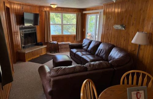 St Germain House | Anderson Lakeside Cabin