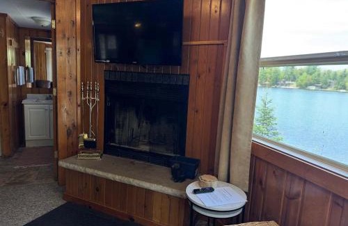 St Germain House | Anderson Lakeside Cabin