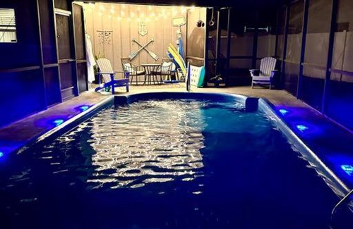 Port Charlotte House | Andover Tropical Oasis - Private, heated pool + pet friendly!