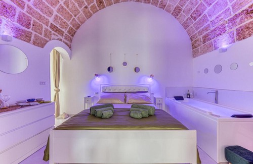 Presicce Apartment | Andrea's luxury home climatizzata con vasca idromassaggio nel centro storico