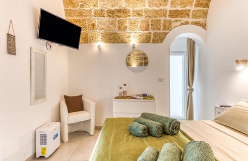 Presicce Apartment | Andrea's luxury home climatizzata con vasca idromassaggio nel centro storico
