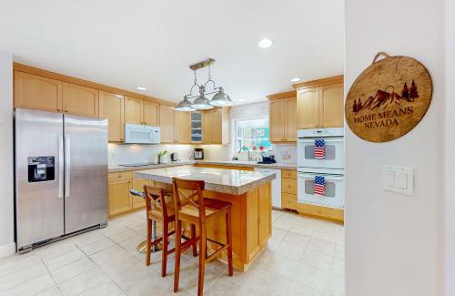 Upper Kingsbury House | Andria Grove