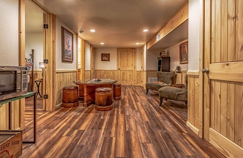 Ruidoso Cabin | Angel Falls, 4 Bedrooms, Overlooks River, Sleeps 12