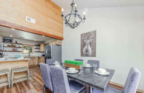 Ruidoso Cabin | Angel Falls- Riverside, Hot Tub, Game Room, Pets