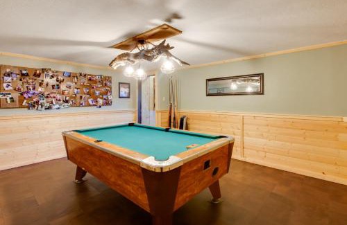 Angel Fire House | Angel Fire Cabin with Game Room about 4 Mi to Ski Resort