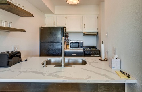 Angel Fire Condo | Angel Fire Condo w/Balcony & Mountain Views!
