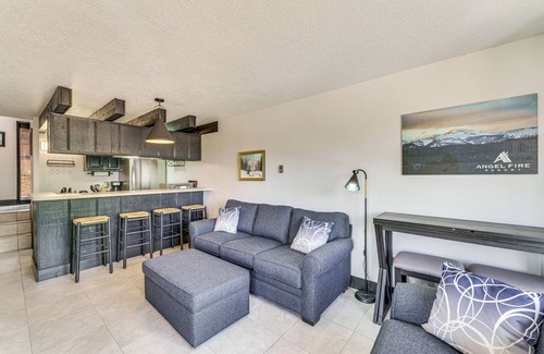 Angel Fire Condo | Angel Fire Mountain Condo: Steps to Ski Resort!