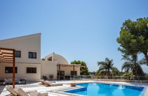 Akrotiri Villa | Angels Villa