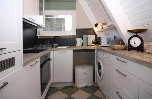 Damp House | Angenehmes Ferienhaus für Familien