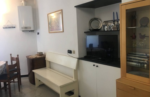 Camogli Apartment | Angie Casa Vacanza: nice apartment in a quiet area with sea view