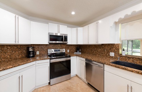 Fort Pierce House | Angle Road - "A Home Away From Home"