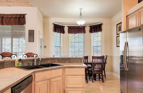 Pinetop-Lakeside House | Angler's Haven - 6BR/4BA Mountain Home at Rainbow Lake w/Game Room and Deck View