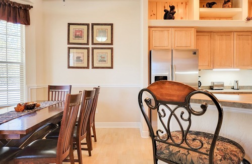 Pinetop-Lakeside House | Angler's Haven - 6BR/4BA Mountain Home at Rainbow Lake w/Game Room and Deck View