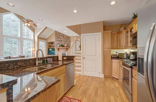 Foscoe House | Angler's Lodge- Mountain House, Gated Resort, Indoor/Outdoor Pools and Hot Tub, Fishing Ponds, Fi.