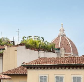 Santa Croce Apartment | Anguillara in the Heart of Florence
