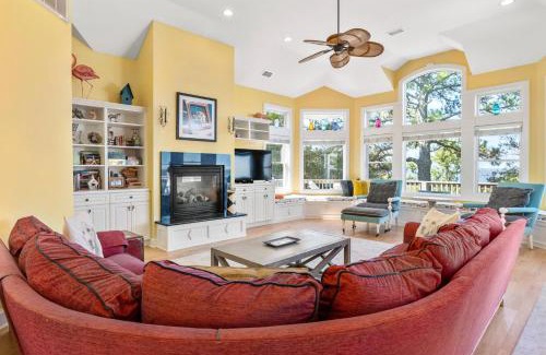 Corolla Light House | Animal House