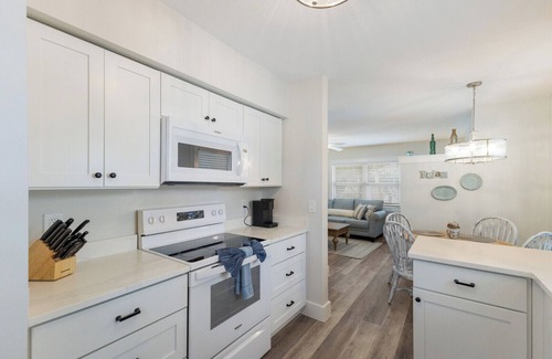 Anna Maria Villa | ANNA MARIA Northshore & Pine Ave LOCATION! Northshore Beach Villa