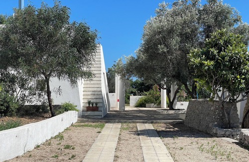 Torre Pali House | Anna's Liame nature architecture energy the secret retreat by the sea