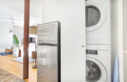 Yamacraw Village Apartment | Annabelle 3A - Historic Downtown, Fully Equipped