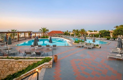 Malia House | Annabelle Beach Hotel Bungalow Standard All Inclusive