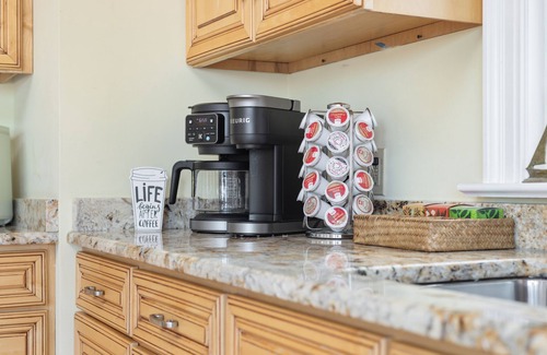 Oyster Harbor House | Annapolis Waterfront: Dock ur Boat & Walk 2 Beach!