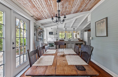 Center Point Cottage | Annie's River Cottage - Guadalupe River Access