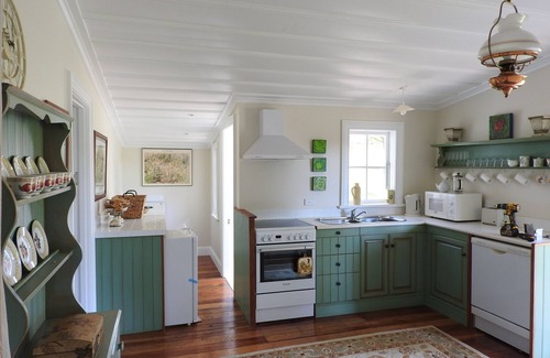 Waipawa House | Anniversary Cottage, the perfect escape to the country