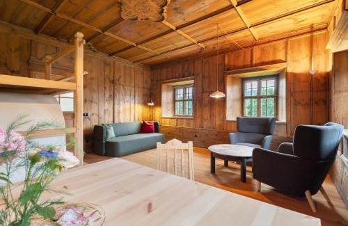 Pfalzen Apartment | Ansitz Baumannhof Apt 1818