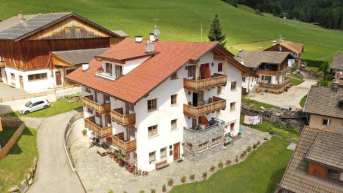 Valle San Silvestro Apartment | Ansitz Steiner