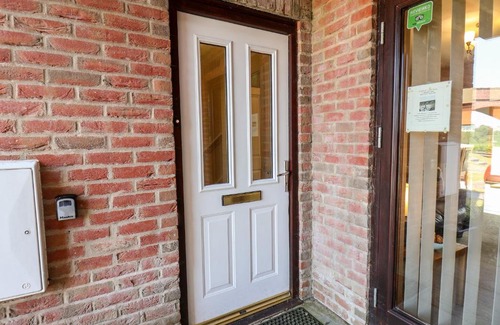 Ruswarp House | Anstis Cottage