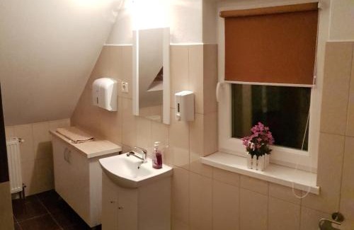 Faget House | Antal Guesthouse