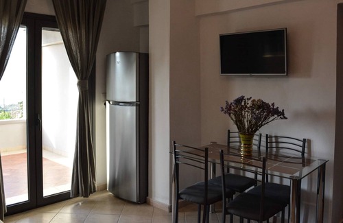 Mathes Apartment | Anthemis Apartment