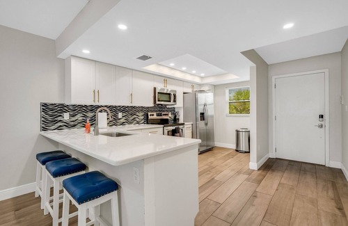 Bradenton Beach Condo | Anthony Beach Cottages - Gulfview Condo - 2 bedroom gulf front with heated pool