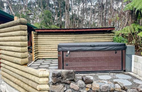 Volcano House | Anthurium Cottage