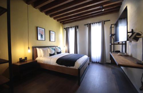 Zona Centro Hotel | Antigua Trece Hotel Fusión