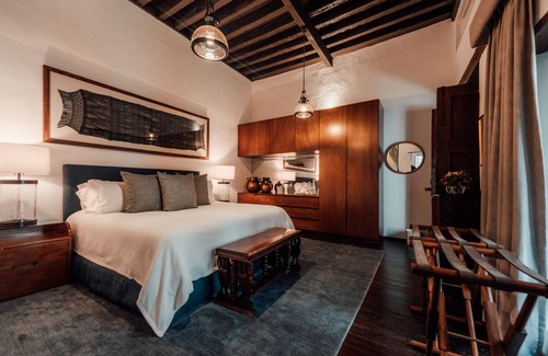 Historic Center House | Antiguo Molino de San Jerónimo Hotel Boutique