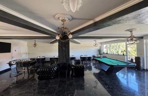 Rasnov House | Antique Charm Home