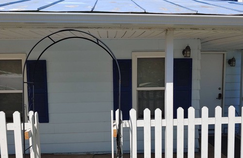 Waupaca Apartment | Antique Home Downtown Waupaca