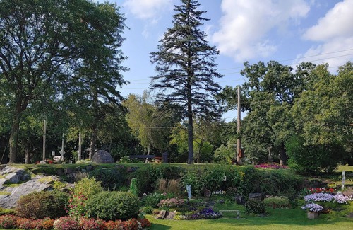 Waupaca Apartment | Antique Home Downtown Waupaca