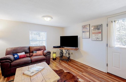 Kerrville House | Antler Hill