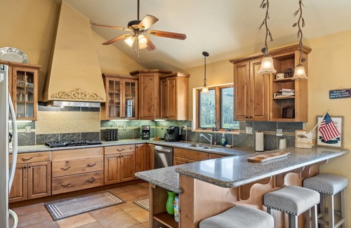 Greer Cabin | Antler Ridge Ridgehouse