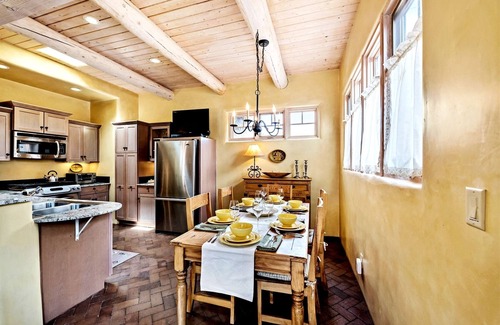Historic Eastside House | Antonia - Historic Retreat, Walk Everywhere