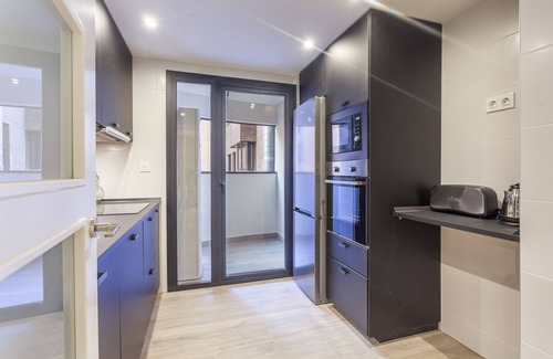 Atocha Apartment | Antonio Lopez IX apartment in Madrid