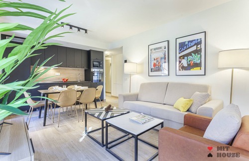 Atocha Apartment | Antonio Lopez X apartment in Madrid