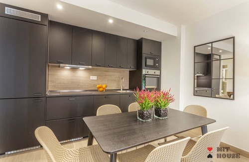 Atocha Apartment | Antonio Lopez XV apartment in Madrid
